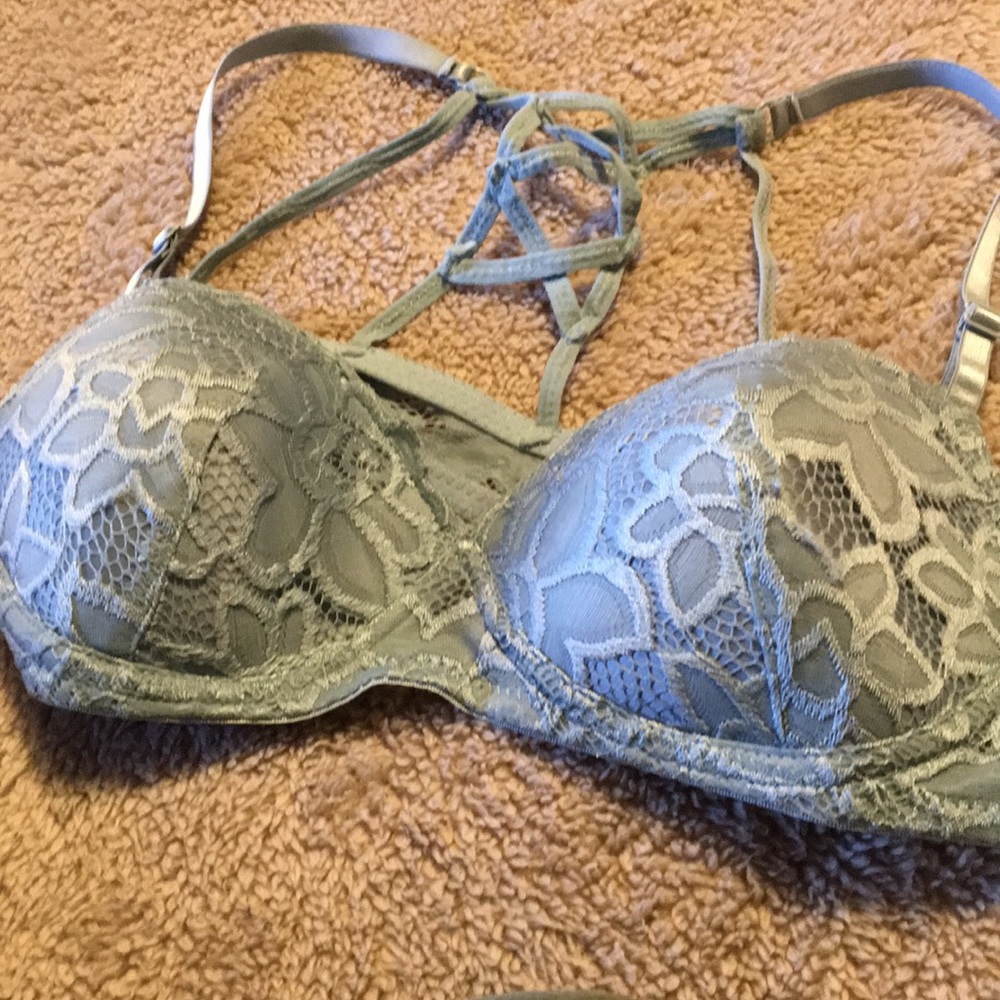 Greyish blue strappy back pullover bra.